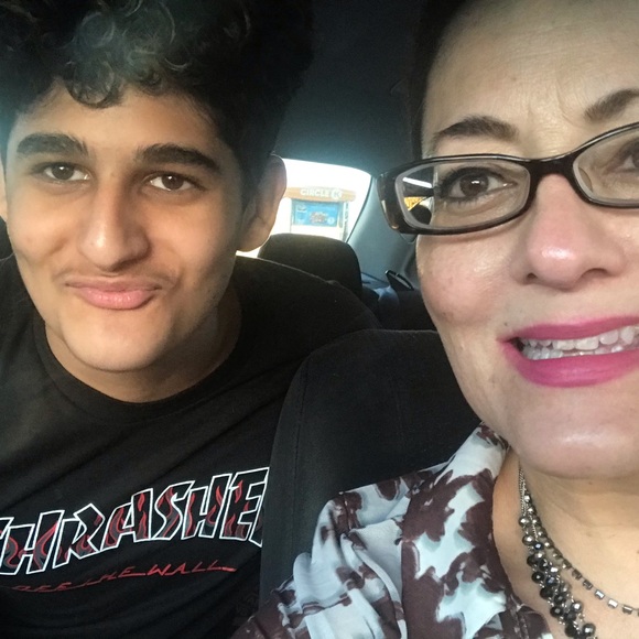 Hello everyone from Arizona please like listing to be notified for future shows - Picture 6 of 10